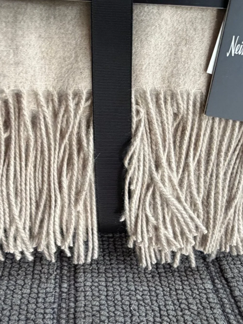 Neiman Marcus 100% CASHMERE THROW 50 X 70 BLANKET MSRP $398 OATMEAL HEATHER